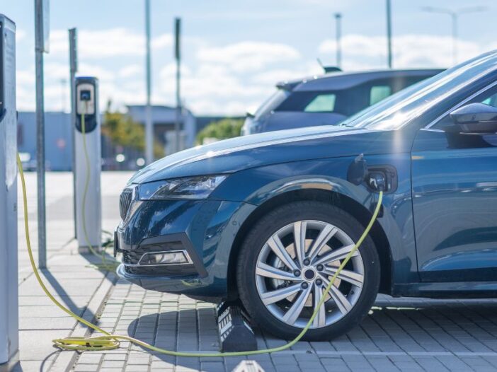 benefits of EV charging stations